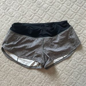 Women lululemon shorts